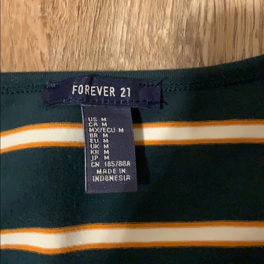 Forever 21 shirt. Elbow long sleeves. - Picture 2 of 2